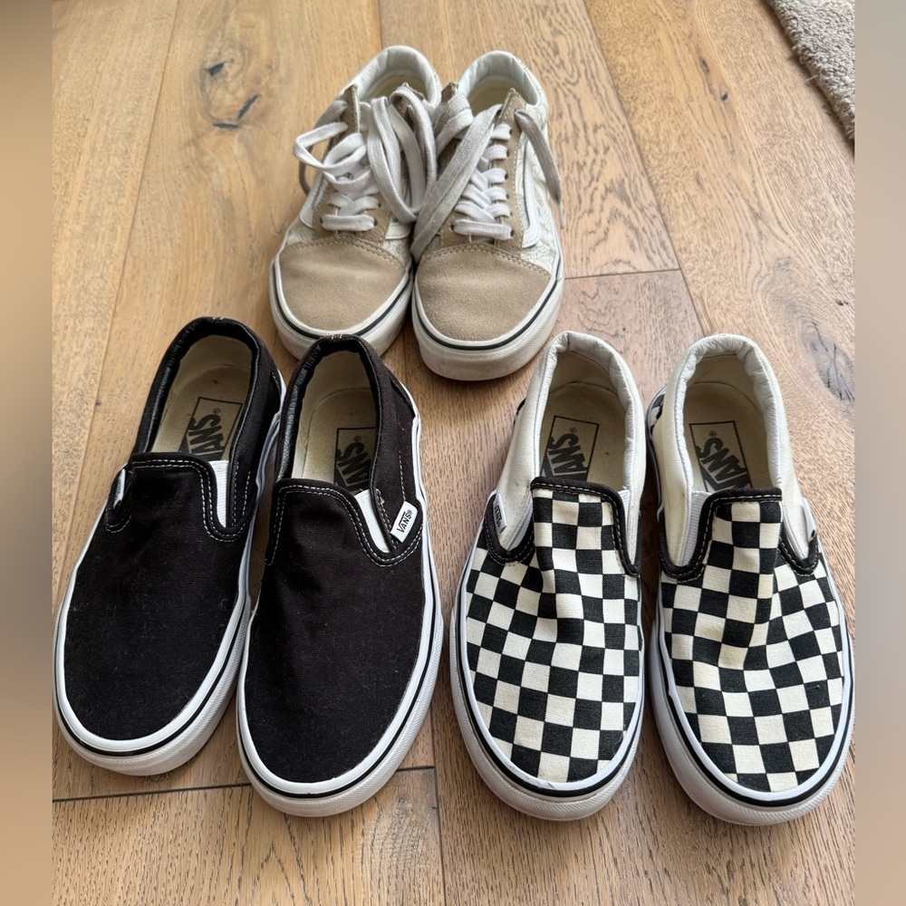 Vans women shoes sz 5 and 5.5